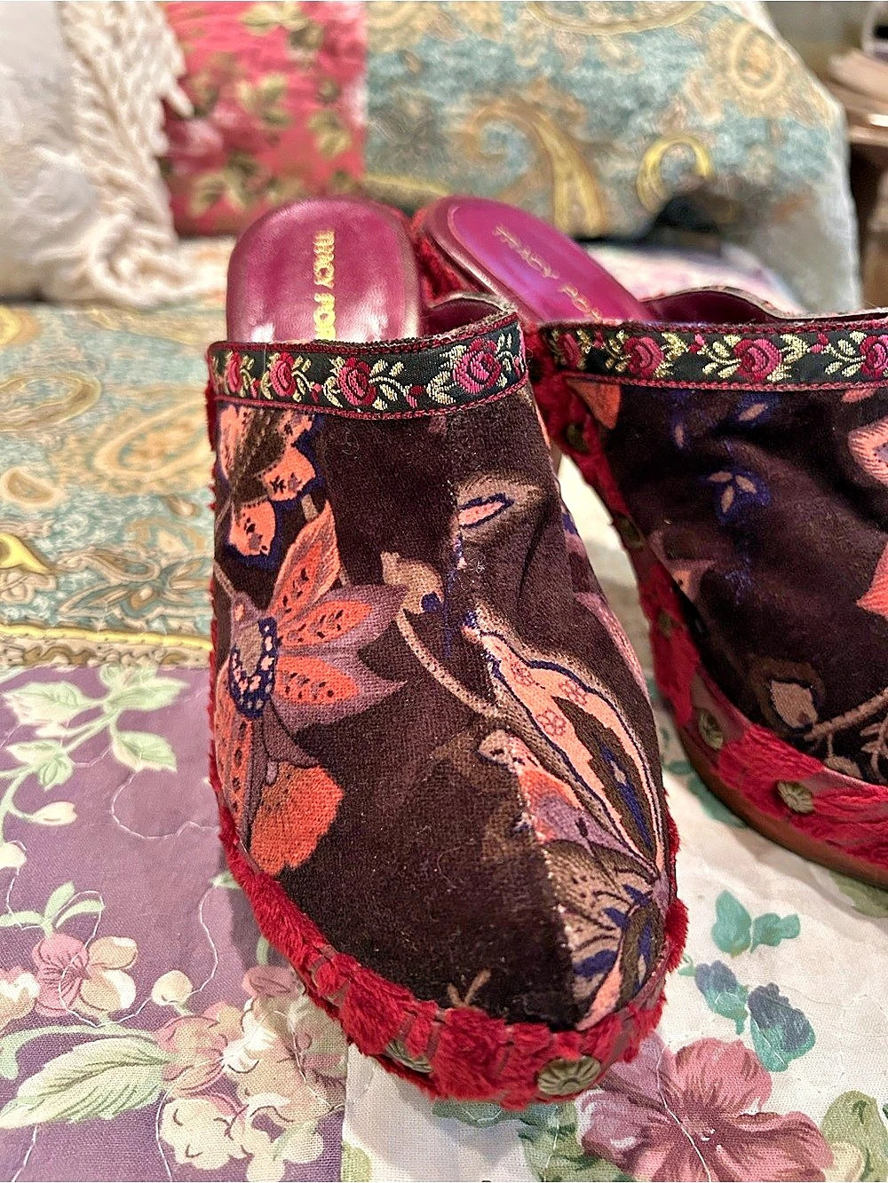 Tracy Porter Floral Platform Clogs in Red & Black - Picture 5 of 10
